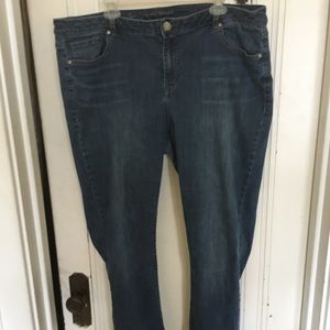 Lane Bryant sz 20 medium wash straight leg jeans